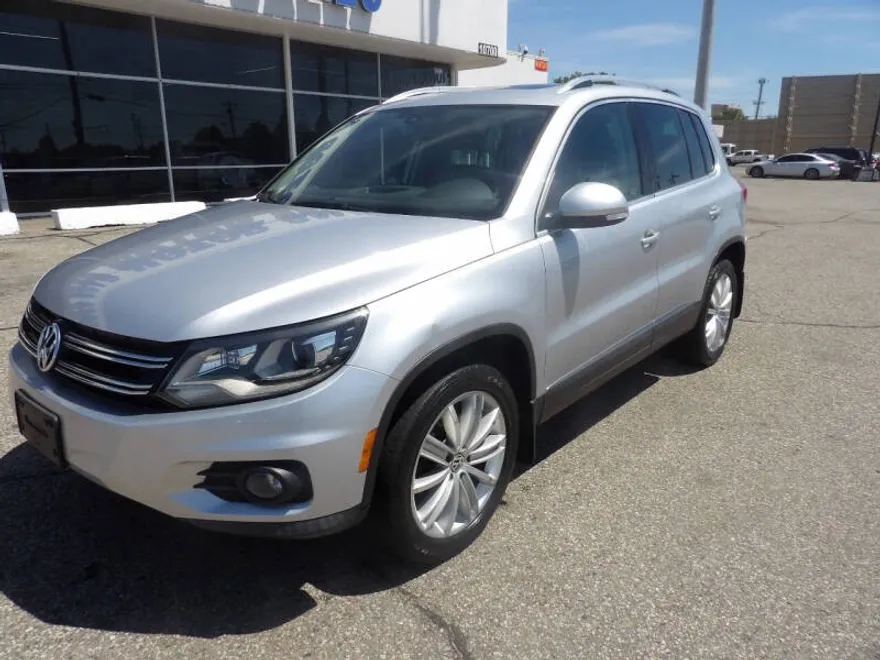 2016 Volkswagen Tiguan SE photo 1