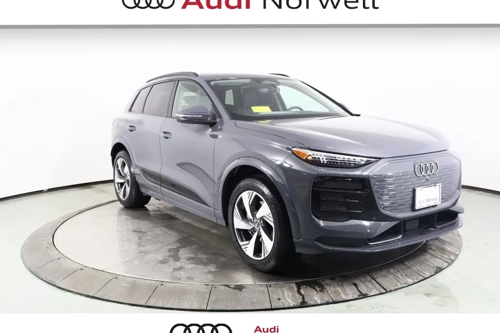2025 Audi Q6 E-tron Premium Plus photo 1