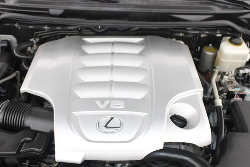 2016 Lexus LX 570 photo 1