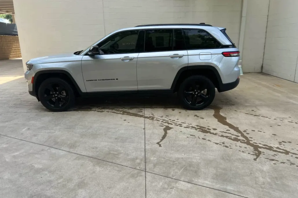 2023 Jeep Grand Cherokee Limited photo 1