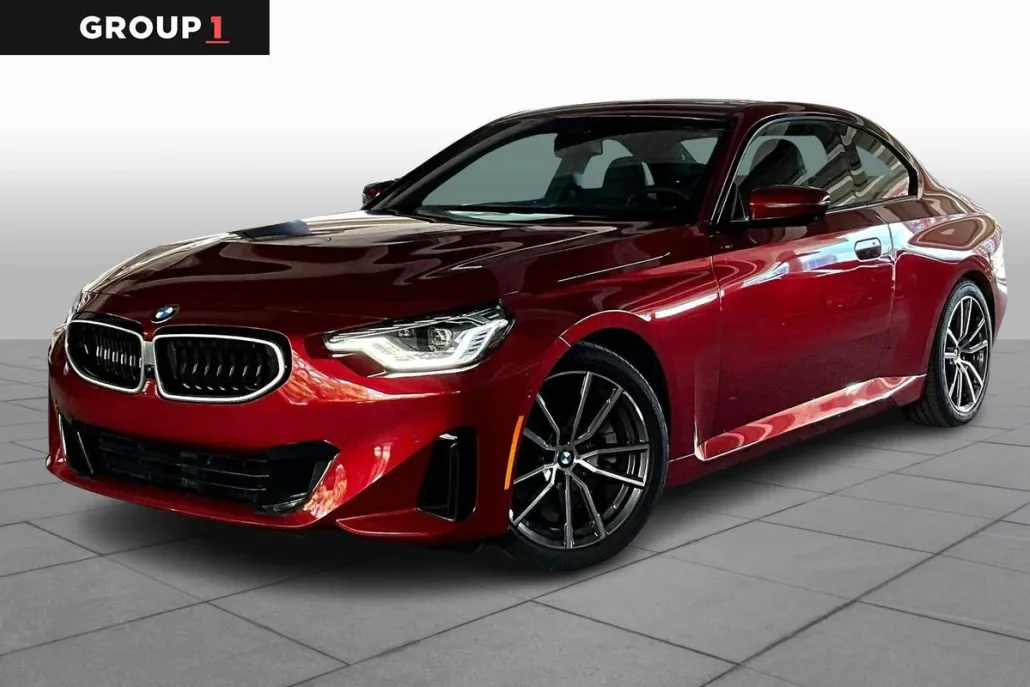 2025 Bmw 230i photo 1