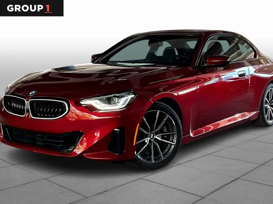 2025 Bmw 230i photo 1