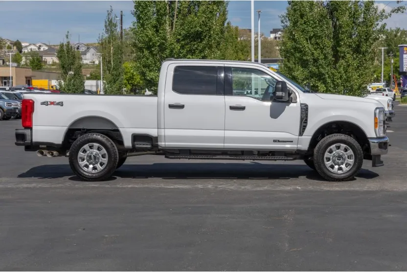 2023 Ford F-250 XLT photo 1