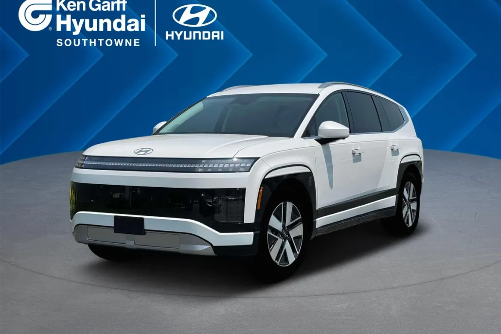 2026 Hyundai Ioniq SEL photo 1
