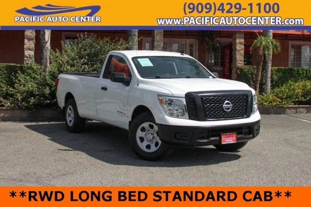 2019 Nissan Titan S photo 1