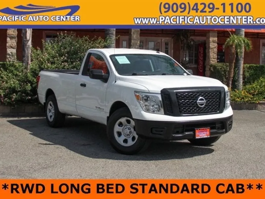 2019 Nissan Titan S photo 1