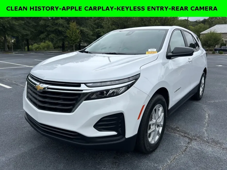 2024 Chevrolet Equinox LS photo 1