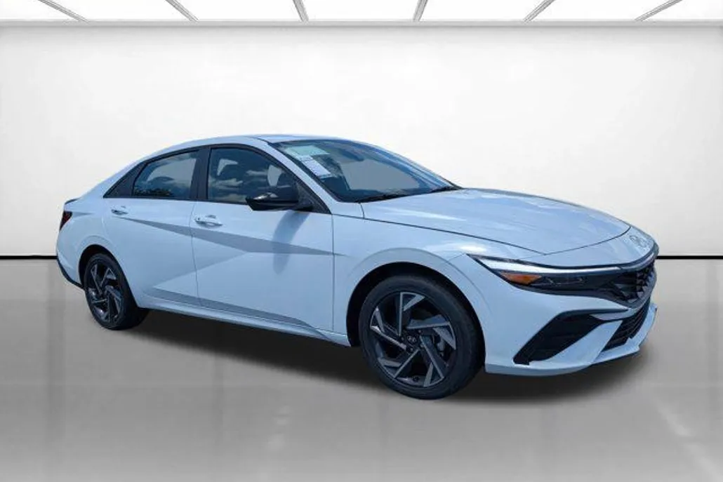 2025 Hyundai Elantra Hybrid SEL Sport photo 1