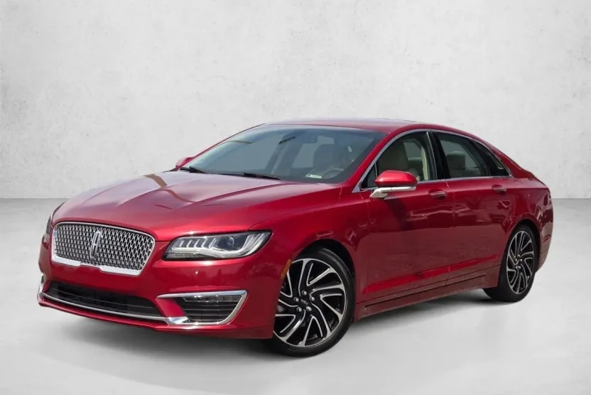 2020 Lincoln MKZ Standard photo 1