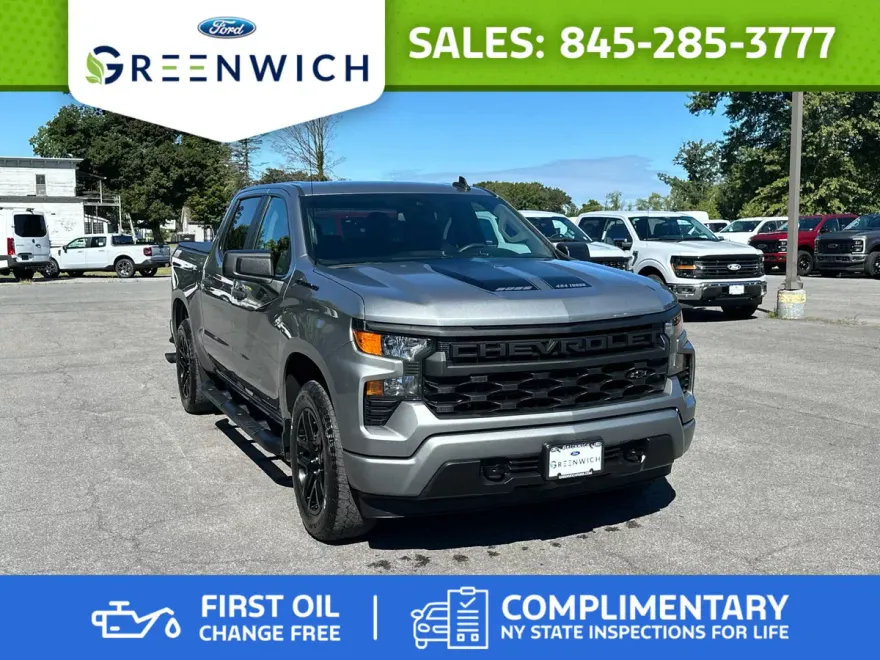 2023 Chevrolet Silverado 1500 Custom photo 1