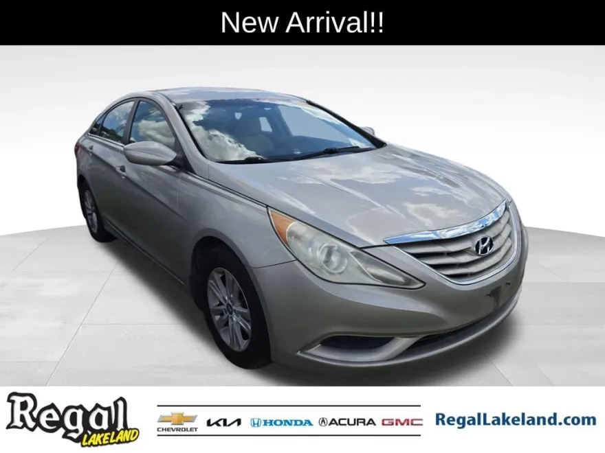 2011 Hyundai Sonata GLS photo 1