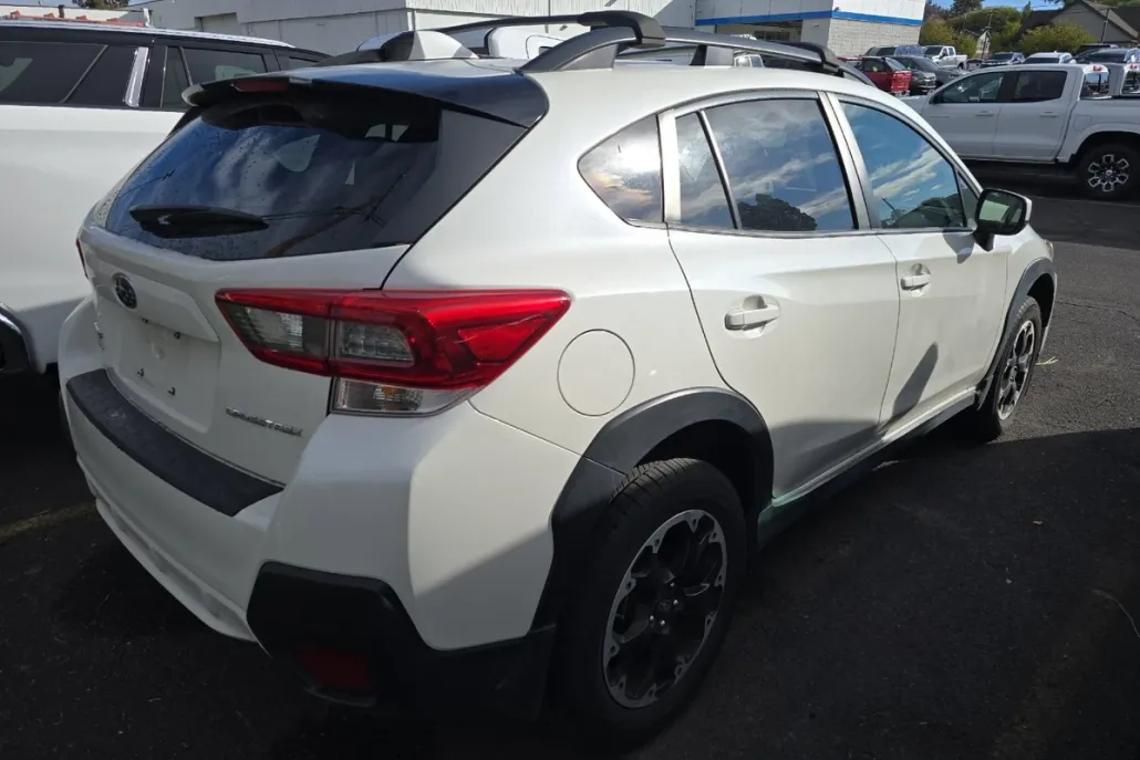 2022 Subaru Crosstrek Premium photo 1