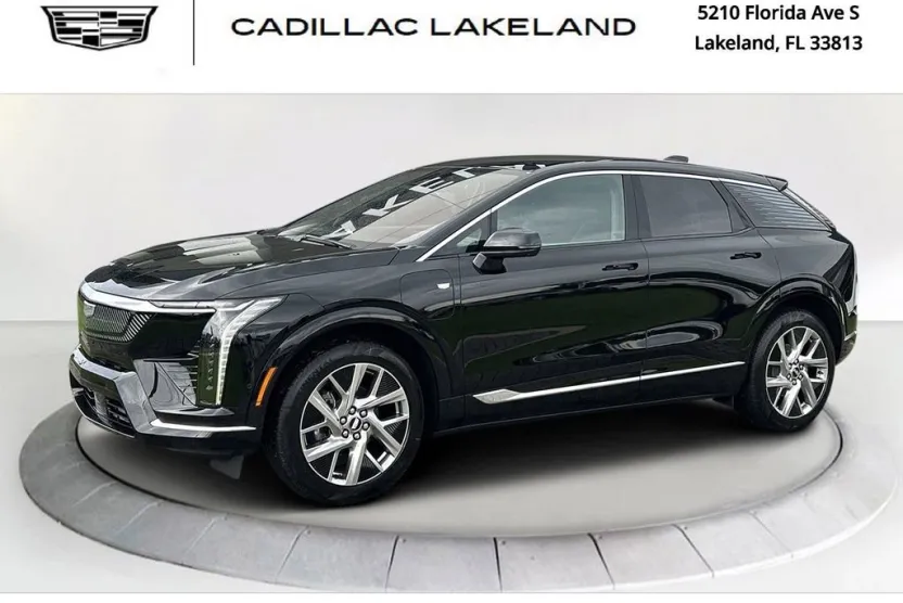 2025 Cadillac Optiq Luxury photo 1