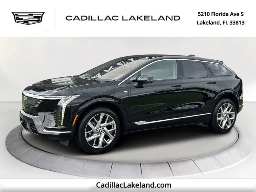 2025 Cadillac Optiq Luxury photo 1