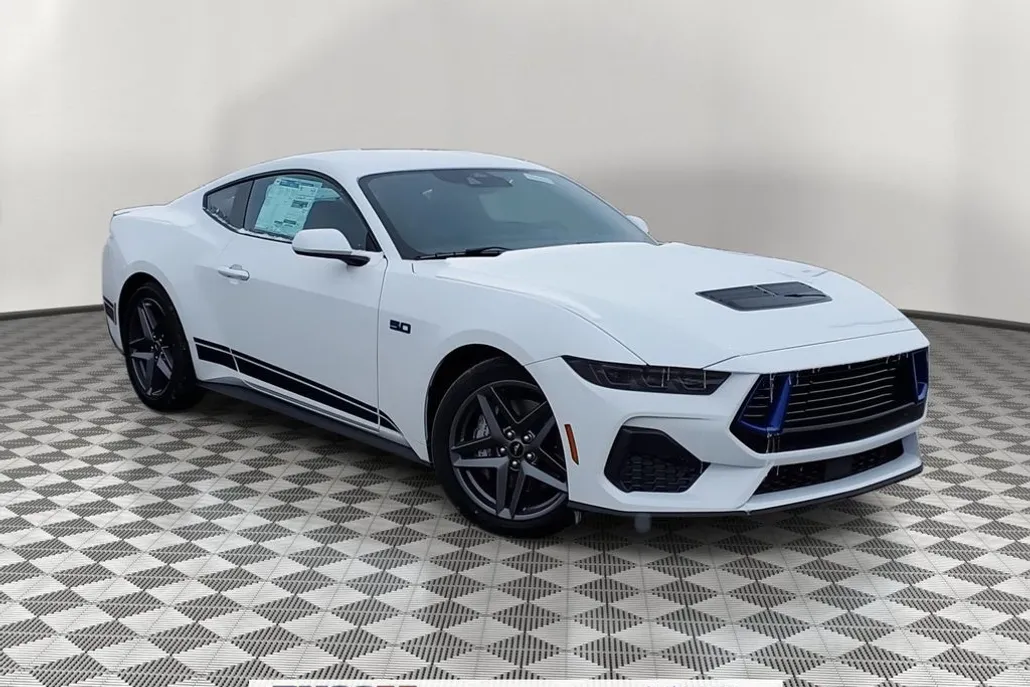2025 Ford Mustang GT Premium photo 1