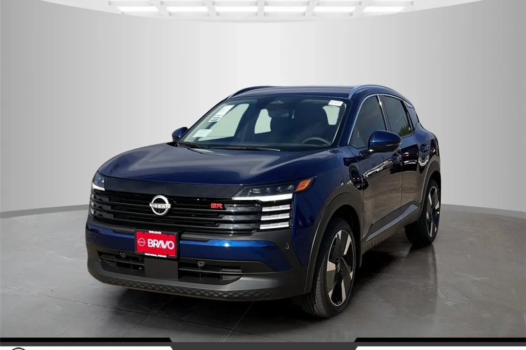 2025 Nissan Kicks SR photo 1
