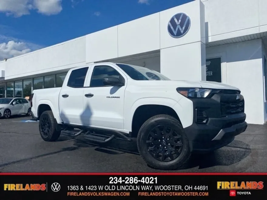 2025 Chevrolet Colorado LT photo 1