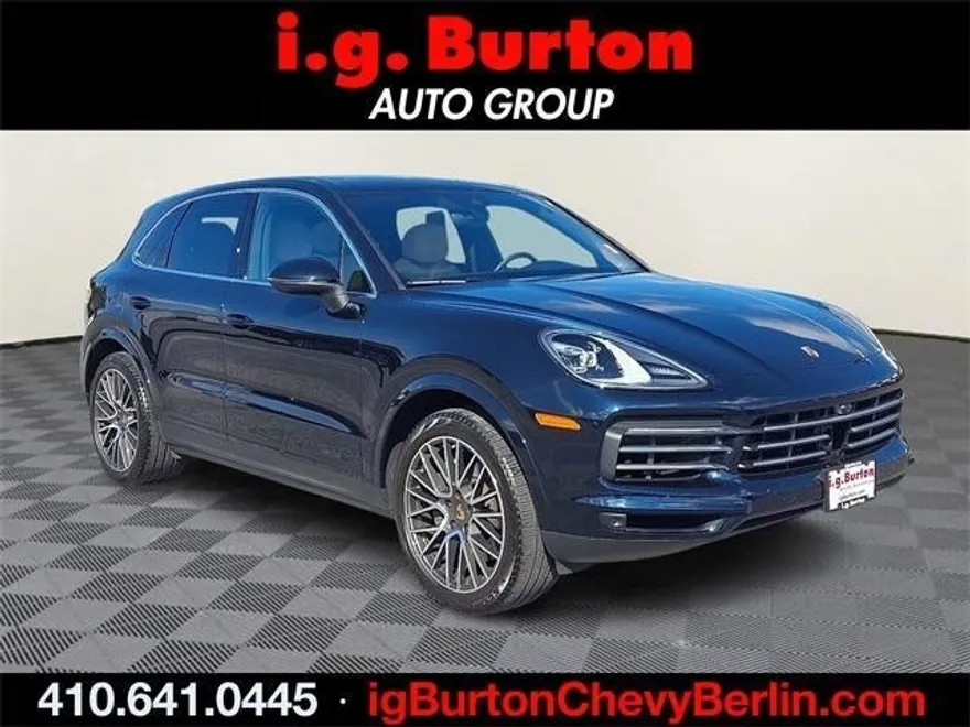 2023 Porsche Cayenne Base photo 1