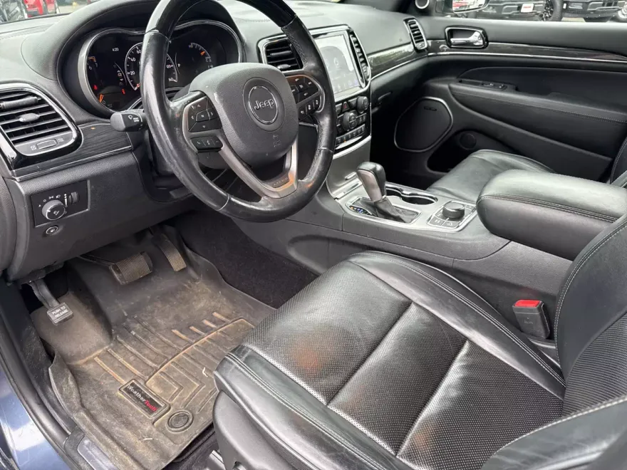 2020 Jeep Grand Cherokee Overland photo 1