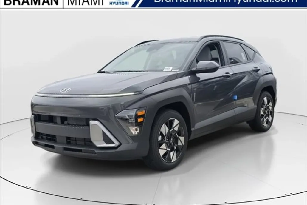 2025 Hyundai Kona SEL photo 1