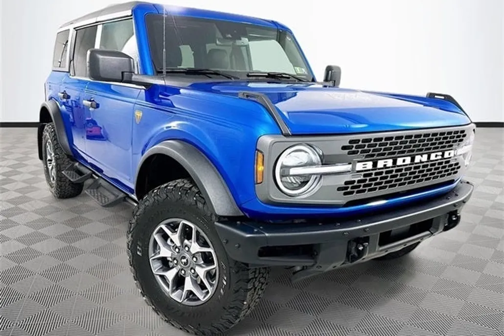 2024 Ford Bronco Badlands photo 1