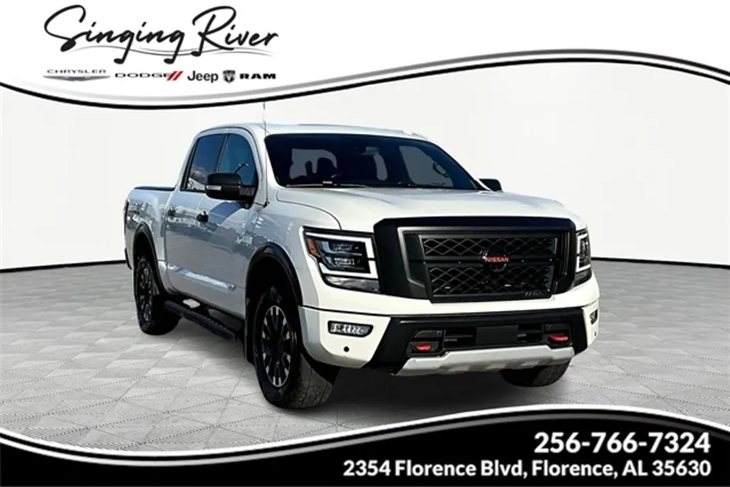 2021 Nissan Titan PRO-4X photo 1