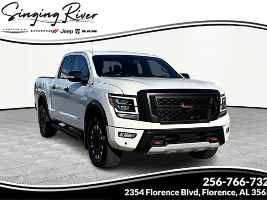 2021 Nissan Titan PRO-4X photo 1