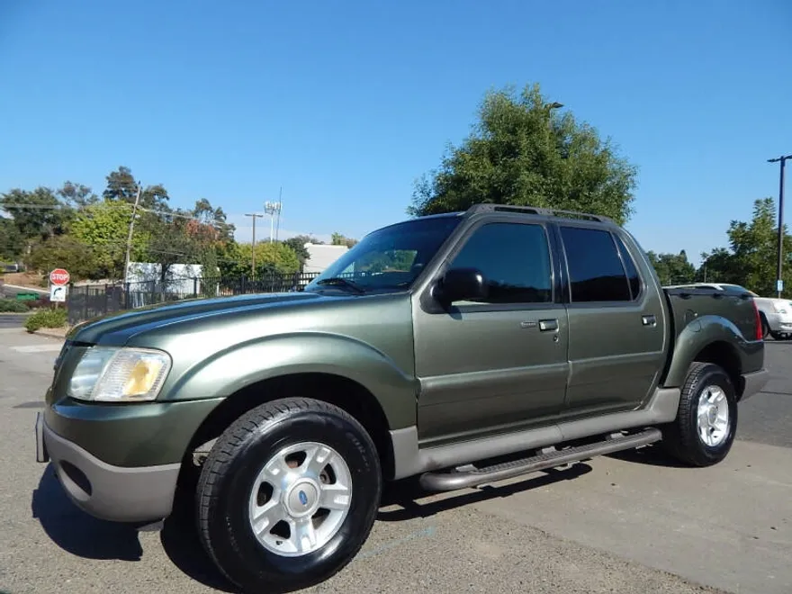 2001 Ford Explorer Sport Trac photo 1