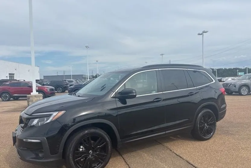 2022 Honda Pilot Special Edition photo 1