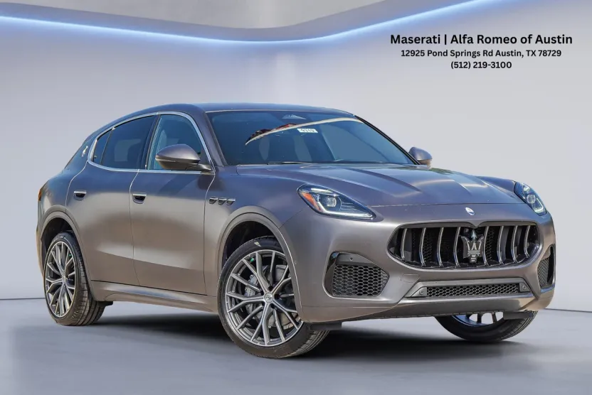 2025 Maserati Grecale photo 1