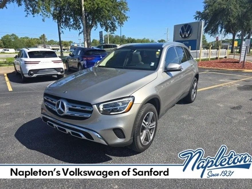 2020 Mercedes Benz GLC 300 photo 1