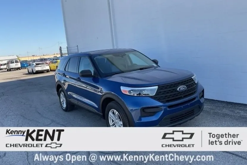 2022 Ford Explorer Base photo 1