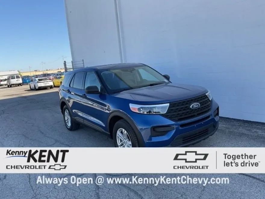 2022 Ford Explorer Base photo 1
