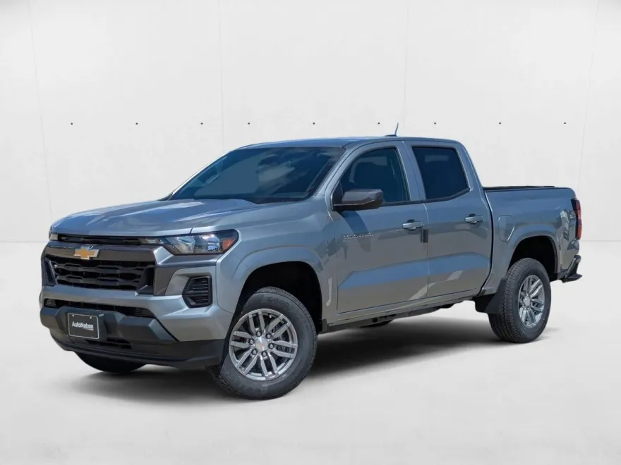 2026 Chevrolet Colorado LT photo 1