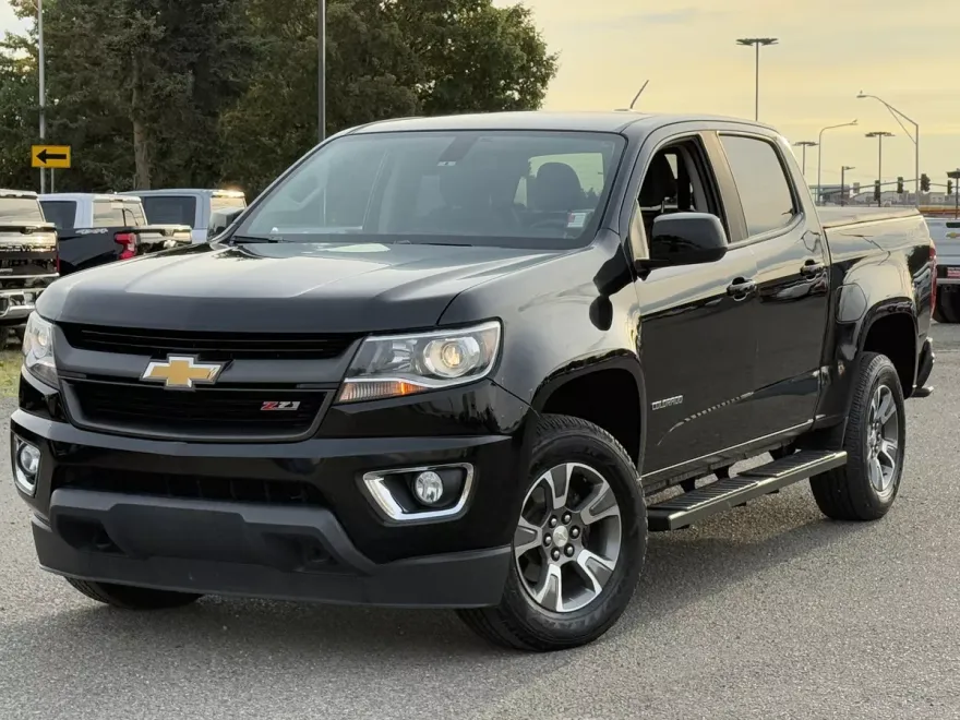 2017 Chevrolet Colorado Z71 photo 1