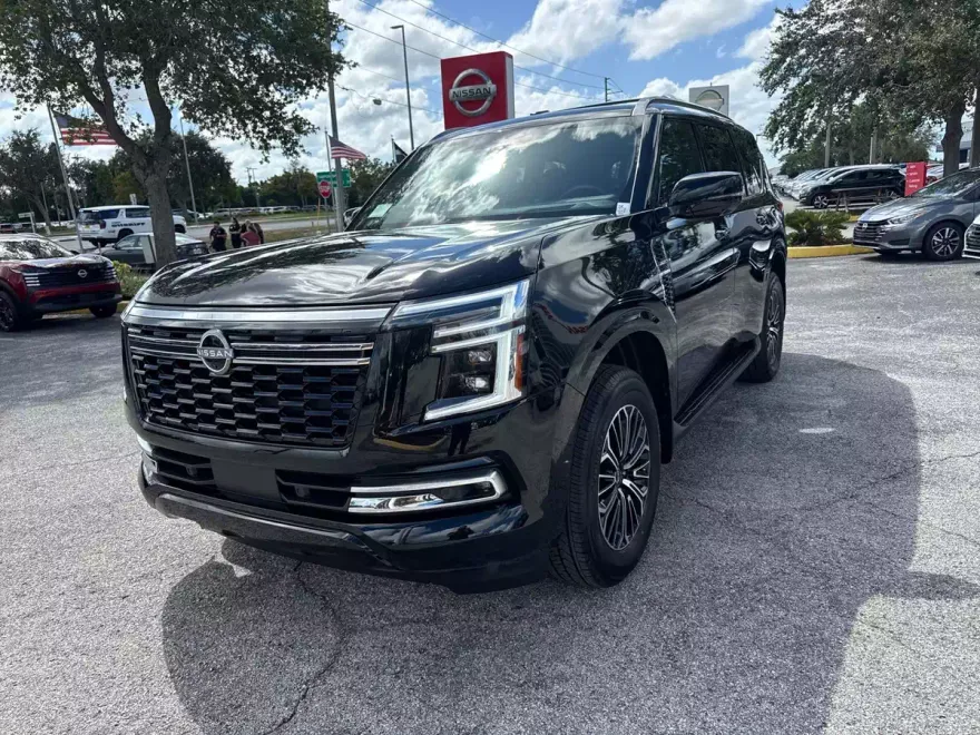 2026 Nissan Armada Platinum photo 1
