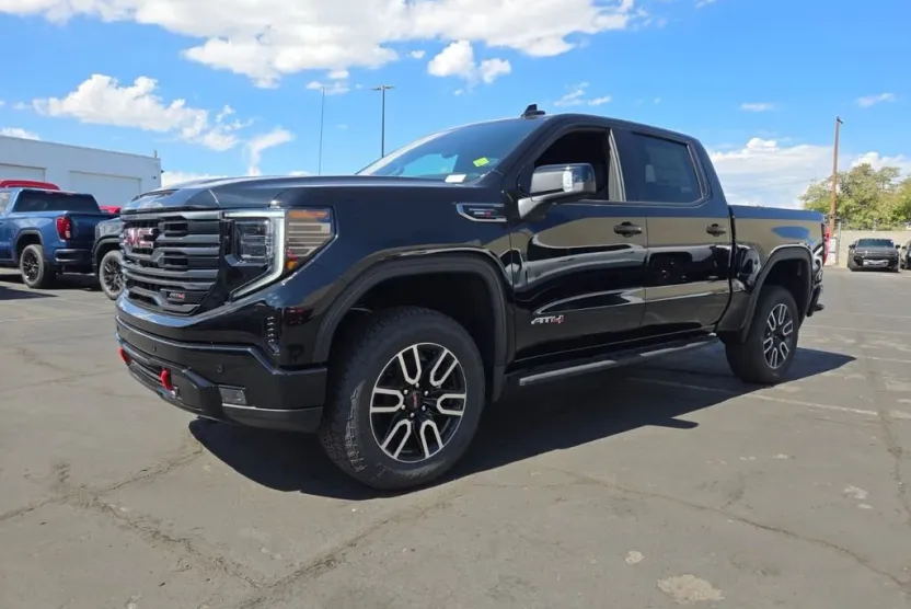 2026 Gmc Sierra 1500 AT4 photo 1