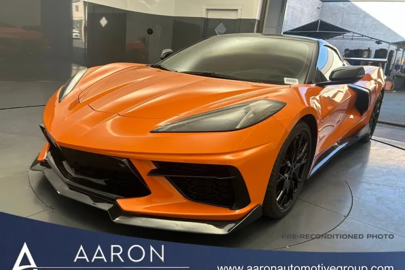 2023 Chevrolet Corvette Stingray 2LT Convertible photo 1