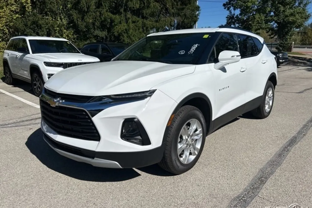 2022 Chevrolet Blazer 2LT photo 1