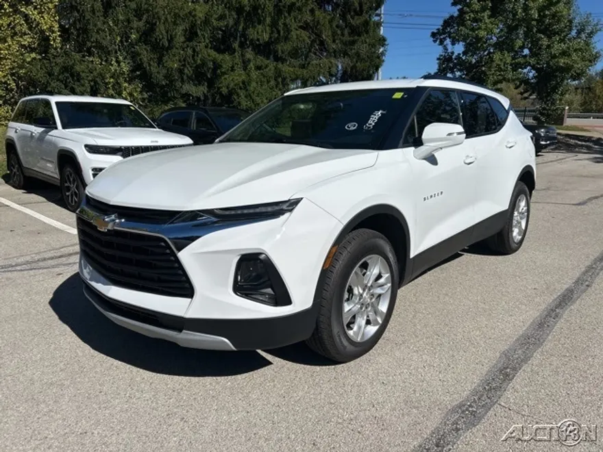 2022 Chevrolet Blazer 2LT photo 1