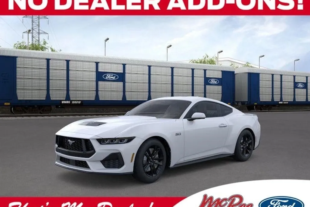 2025 Ford Mustang GT photo 1