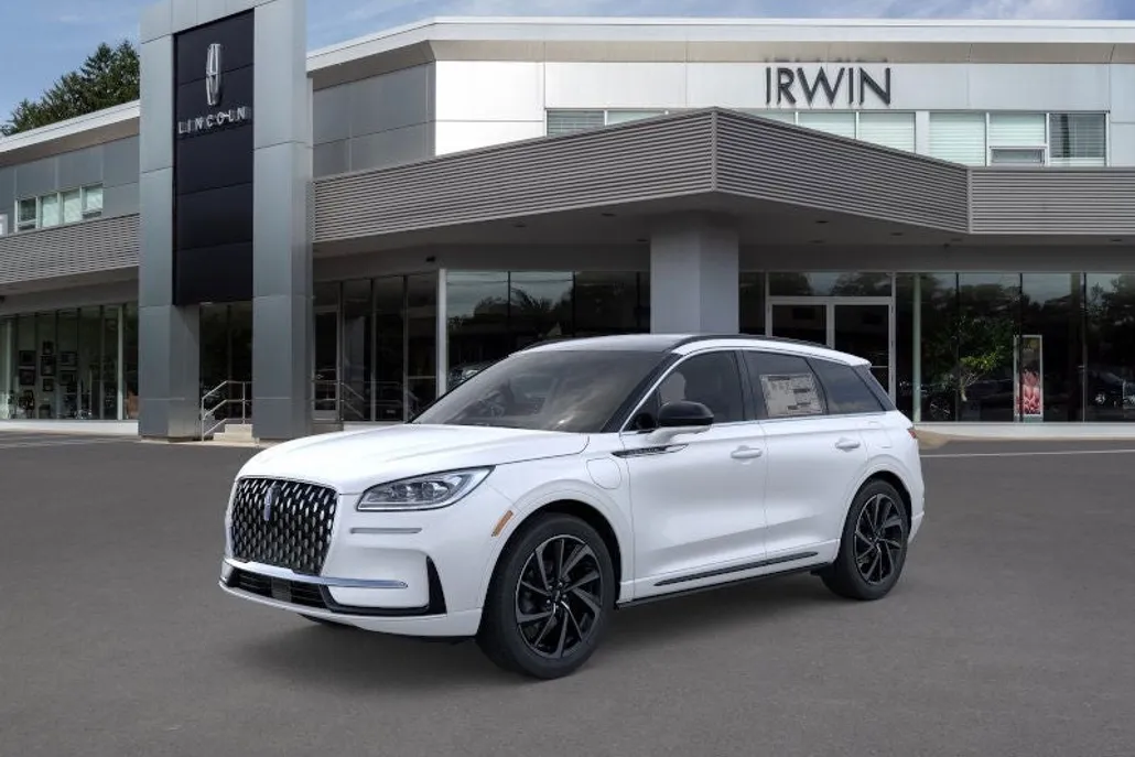 2025 Lincoln Corsair Grand Touring photo 1