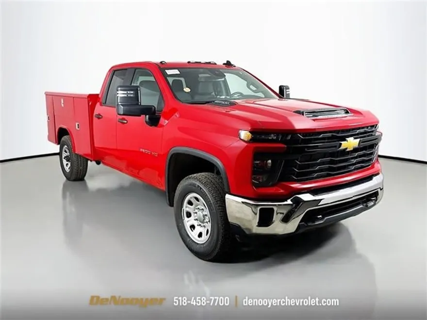 2025 Chevrolet Silverado 3500HD photo 1
