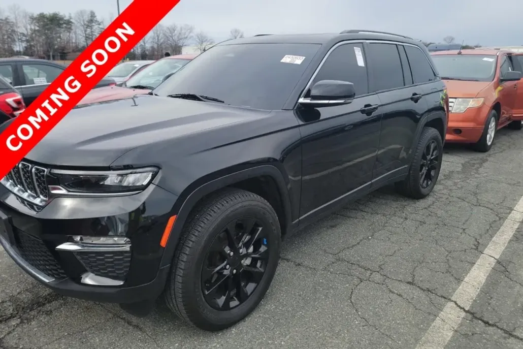 2023 Jeep Grand Cherokee Limited photo 1