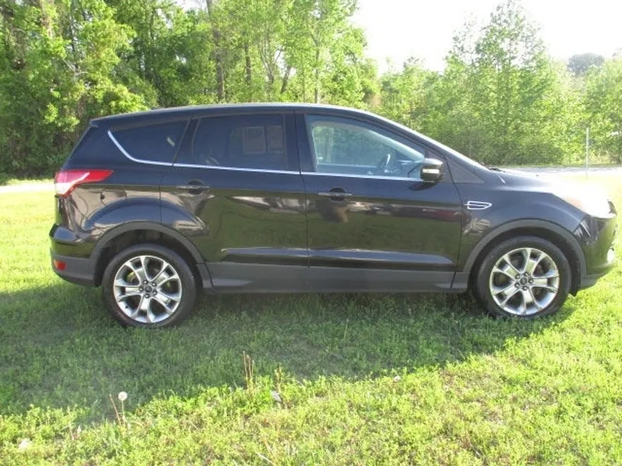 2013 Ford Escape SEL photo 1