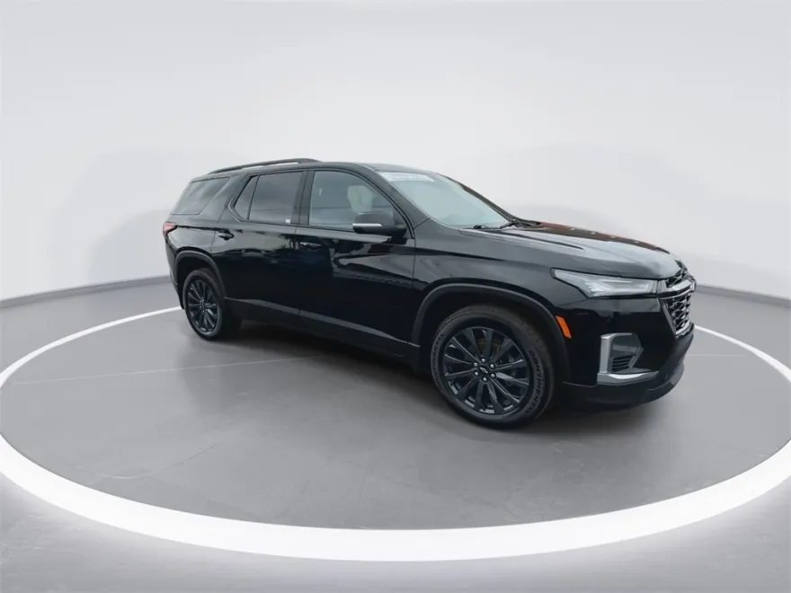 2023 Chevrolet Traverse RS photo 1