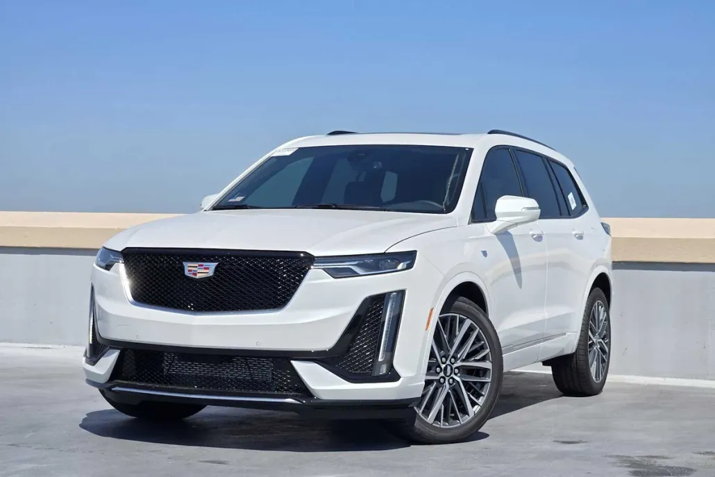 2025 Cadillac XT6 Sport photo 1