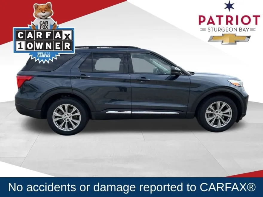 2023 Ford Explorer XLT photo 1
