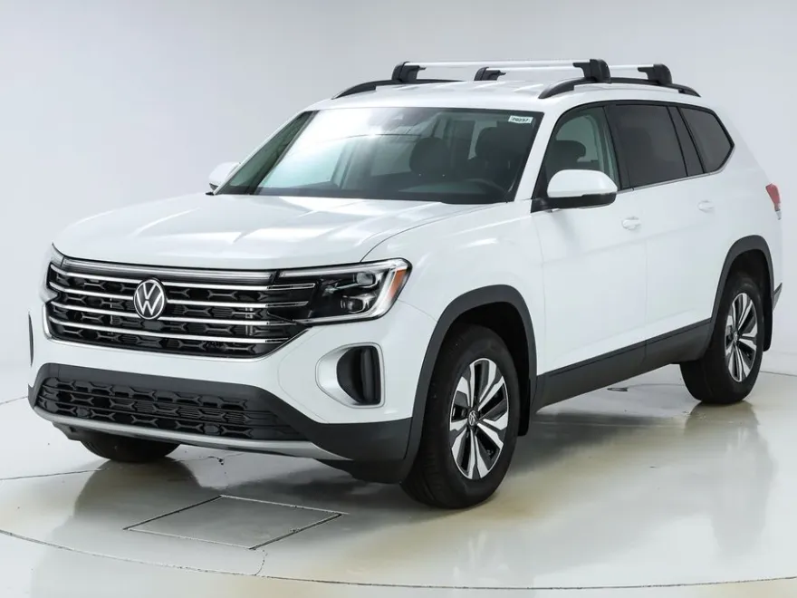 2025 Volkswagen Atlas SE photo 1