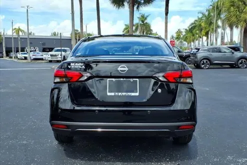 2025 Nissan Versa S photo 3